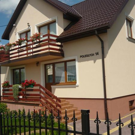 U Agi Nowogród Exterior foto