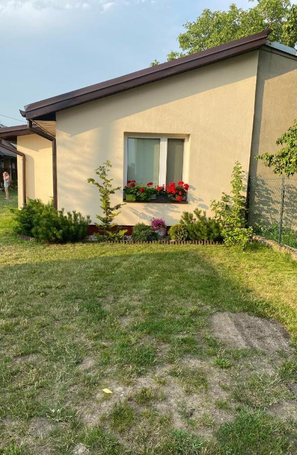 U Agi Nowogród Exterior foto
