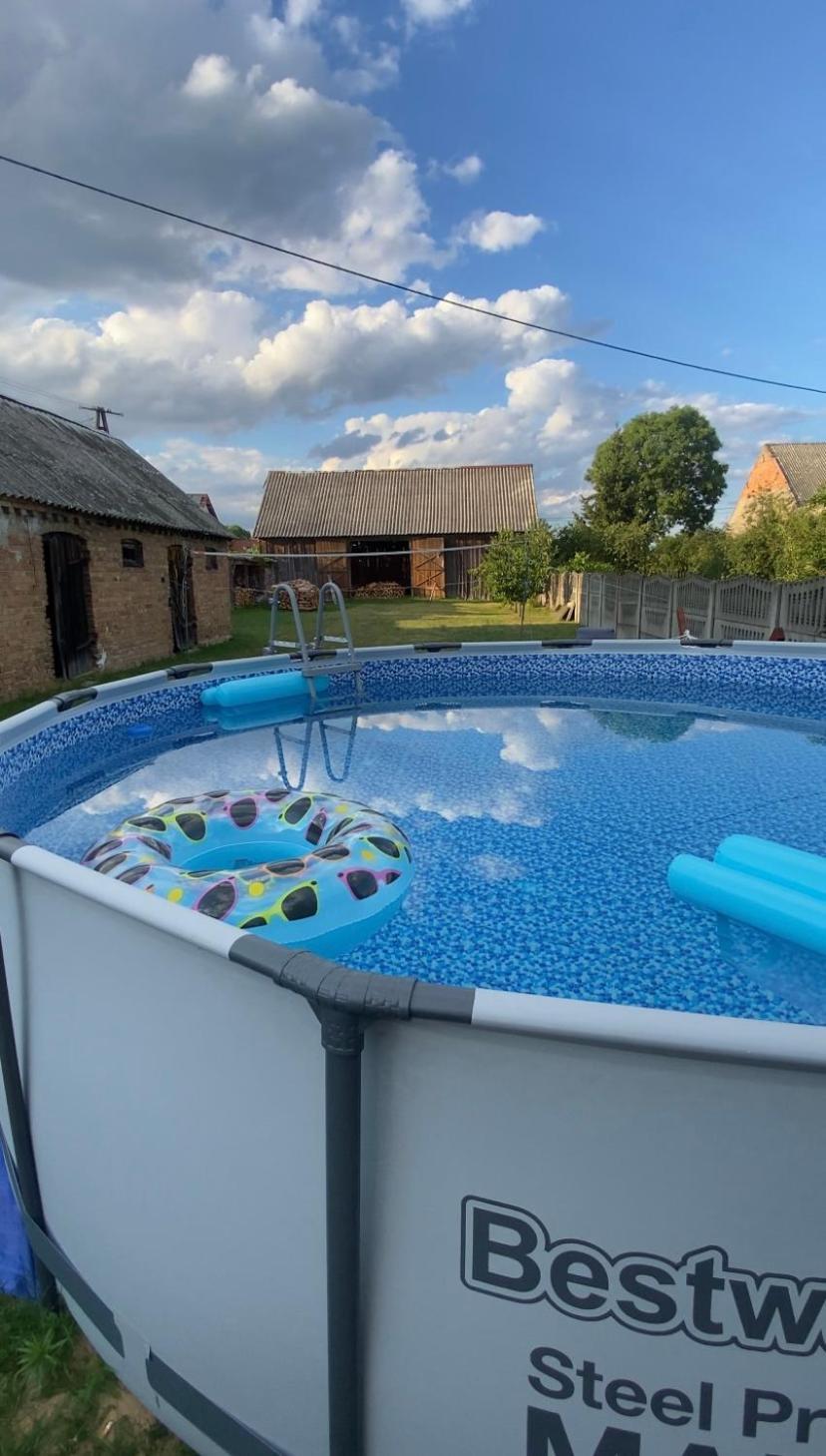 U Agi Nowogród Exterior foto